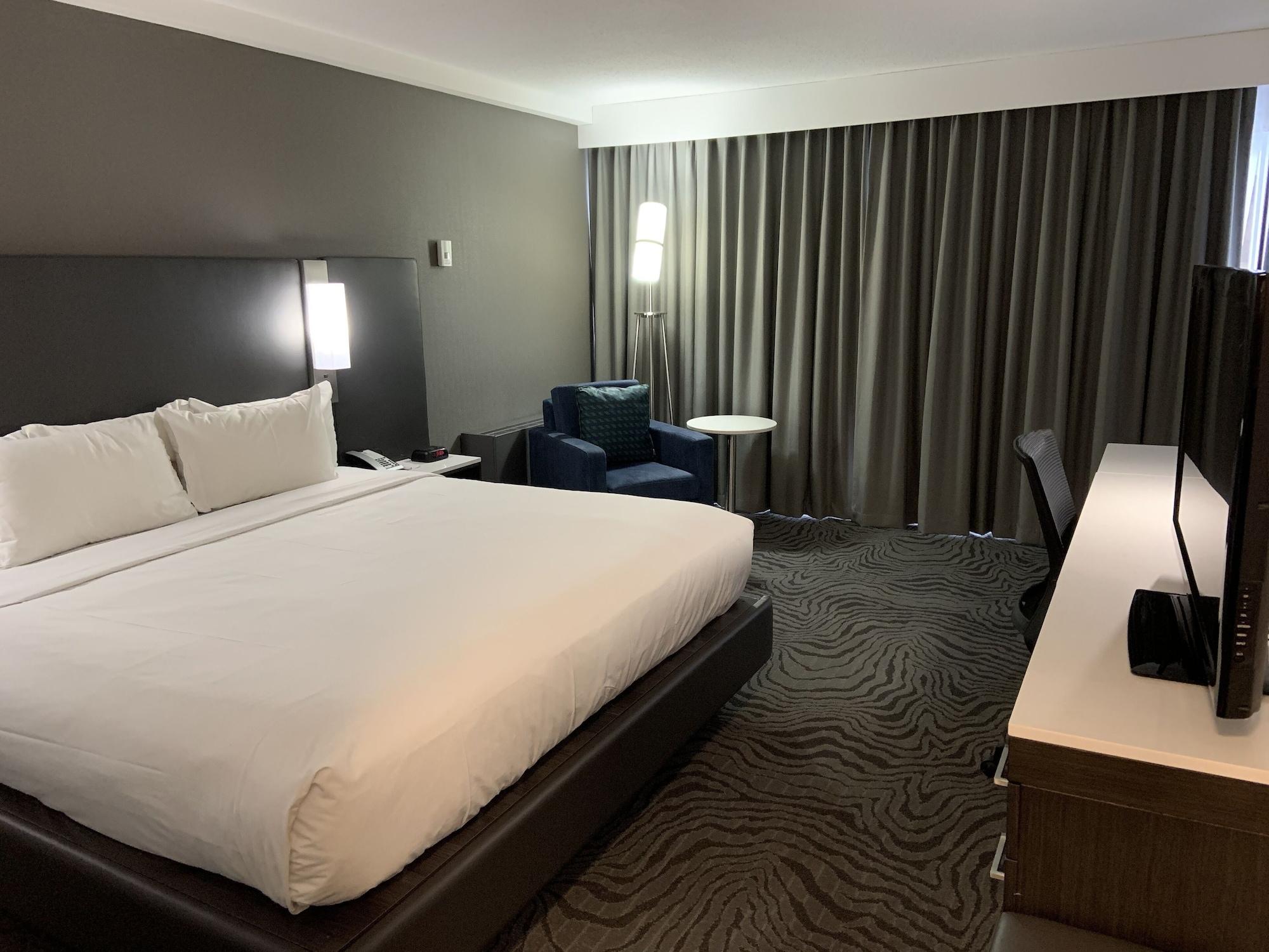 แคลเรียน โฮเต็ล แอนด์ คอนเฟอเรนซ์ เซ็นเตอร์ กัลกรี Hotel คาลการี ภายนอก รูปภาพ