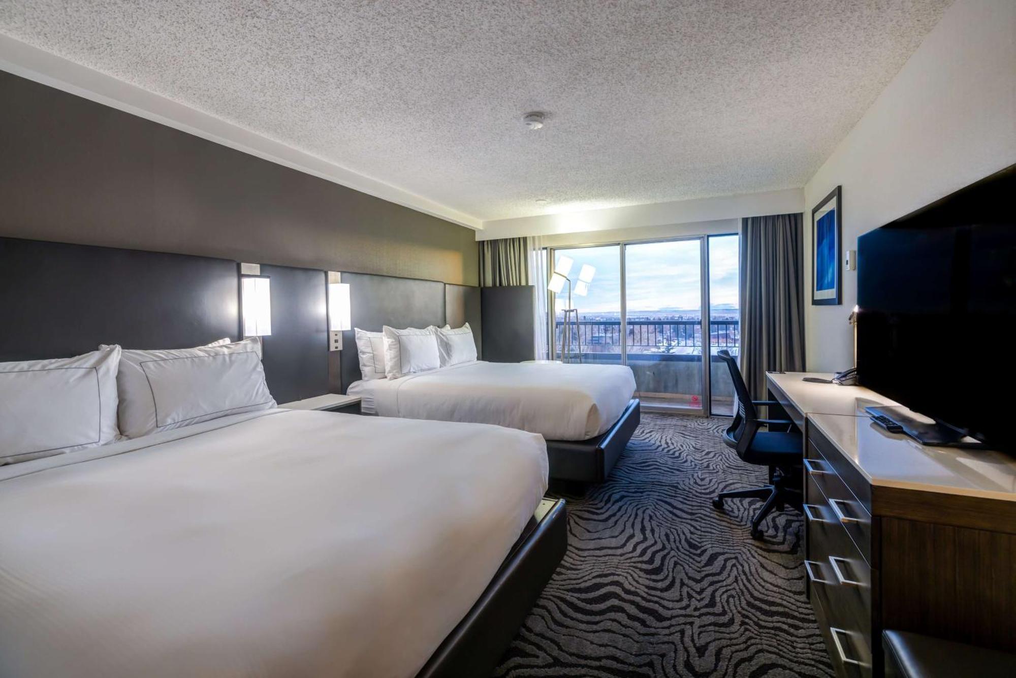 แคลเรียน โฮเต็ล แอนด์ คอนเฟอเรนซ์ เซ็นเตอร์ กัลกรี Hotel คาลการี ภายนอก รูปภาพ