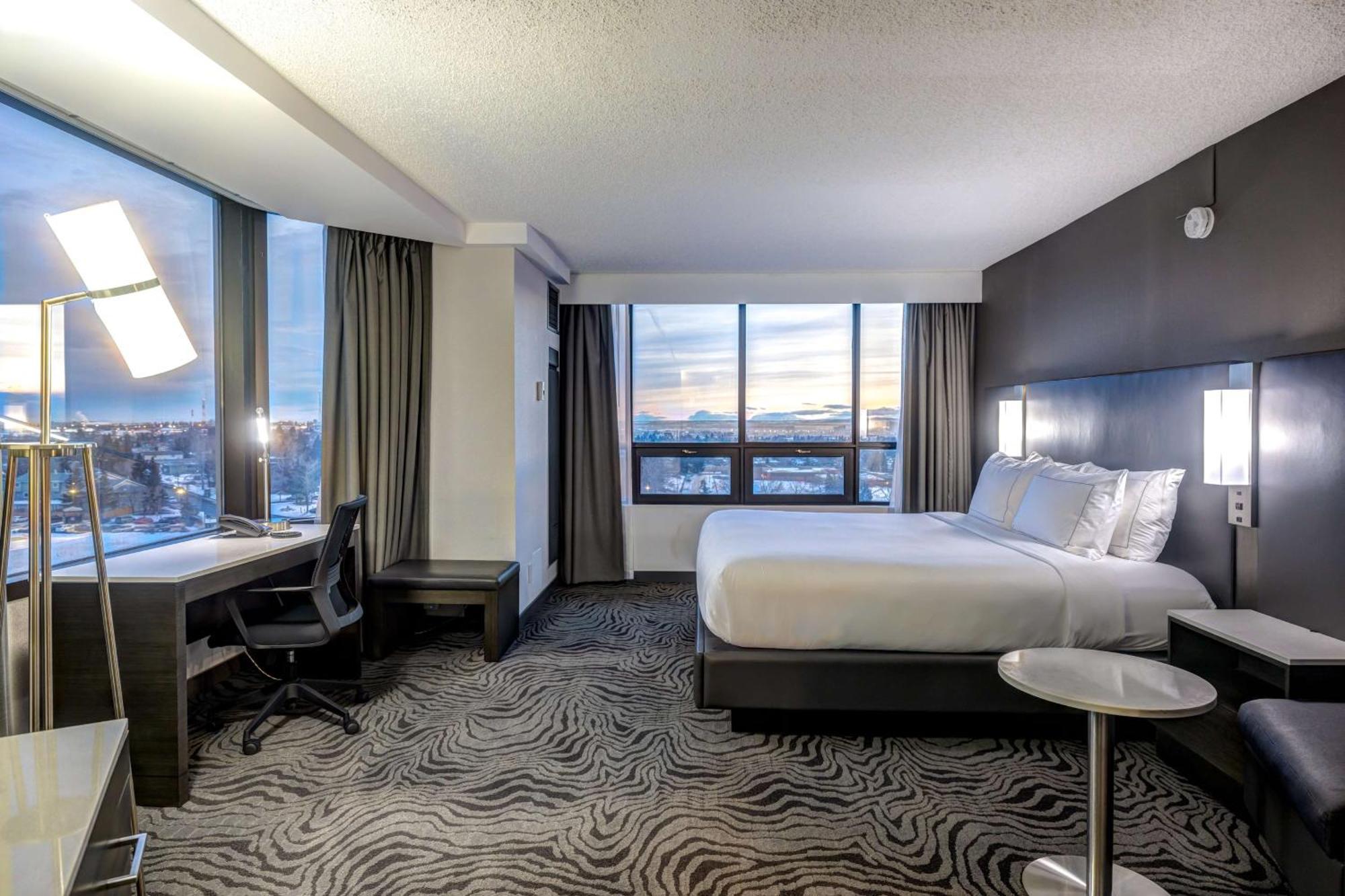 แคลเรียน โฮเต็ล แอนด์ คอนเฟอเรนซ์ เซ็นเตอร์ กัลกรี Hotel คาลการี ภายนอก รูปภาพ
